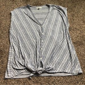 Max Studio Tie-Front Sleeveless Top Sz Lg
